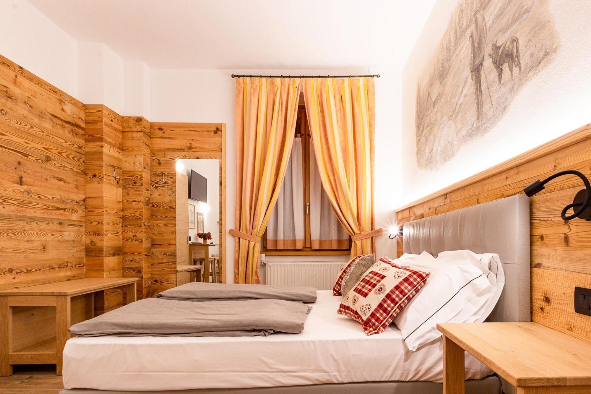 Residence Hotel Santa Maria Piscina E Wellness 페이오 폰티 외부 사진